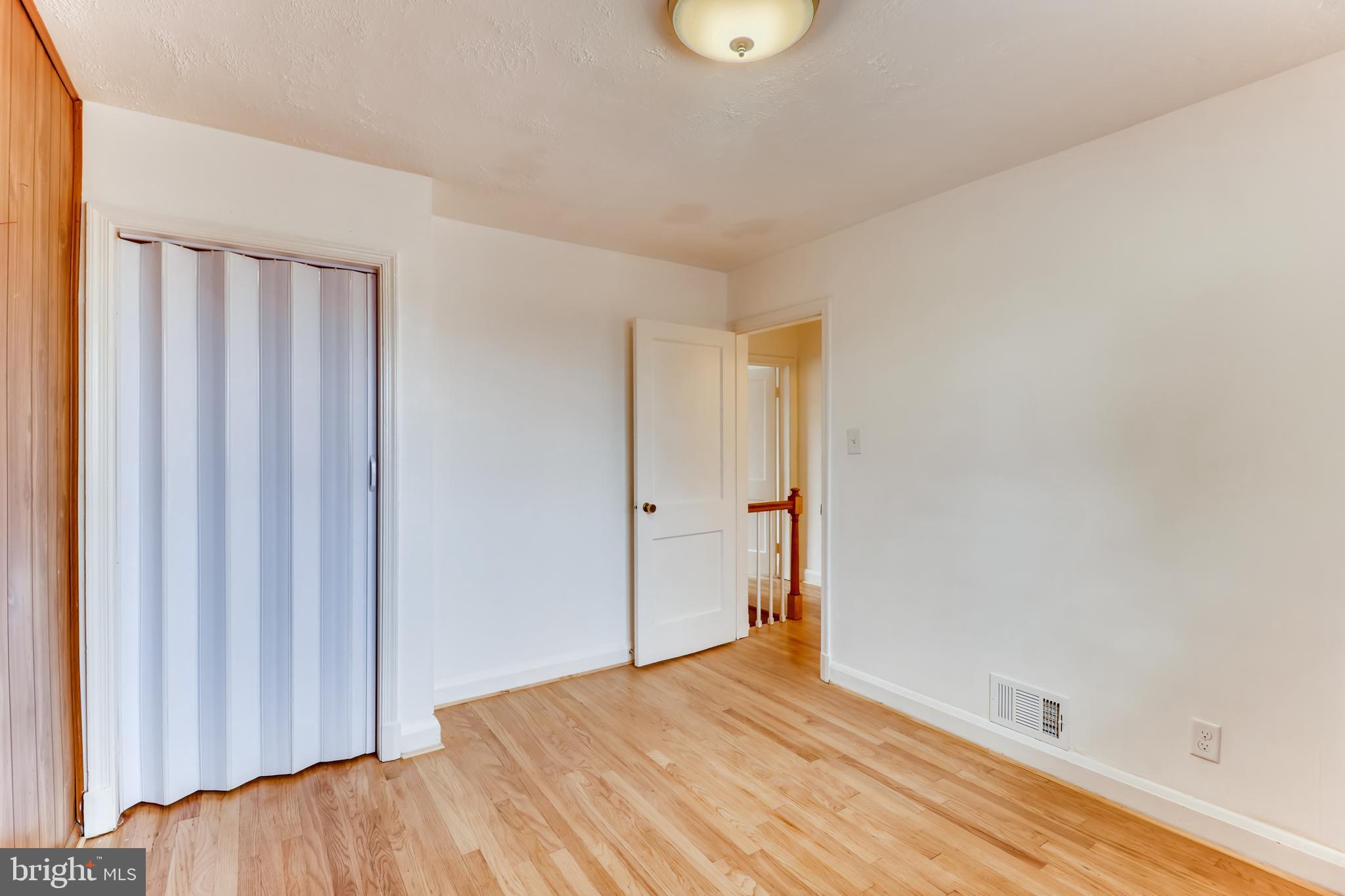 1307 Deanwood Road Baltimore, MD 21234 - Photo 18 of 26