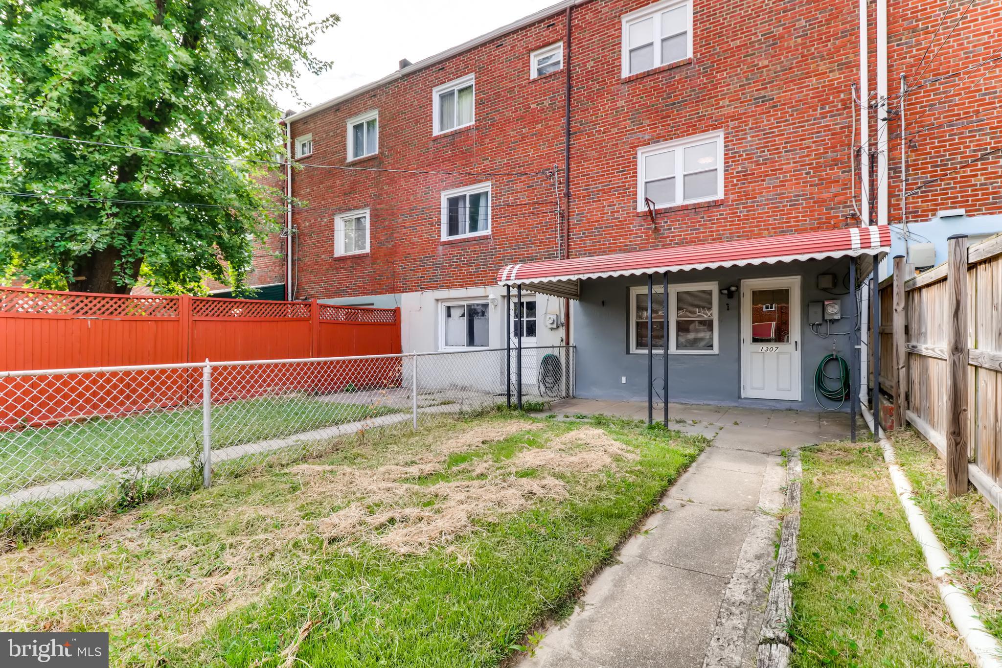 1307 Deanwood Road Baltimore, MD 21234 - Photo 25 of 26