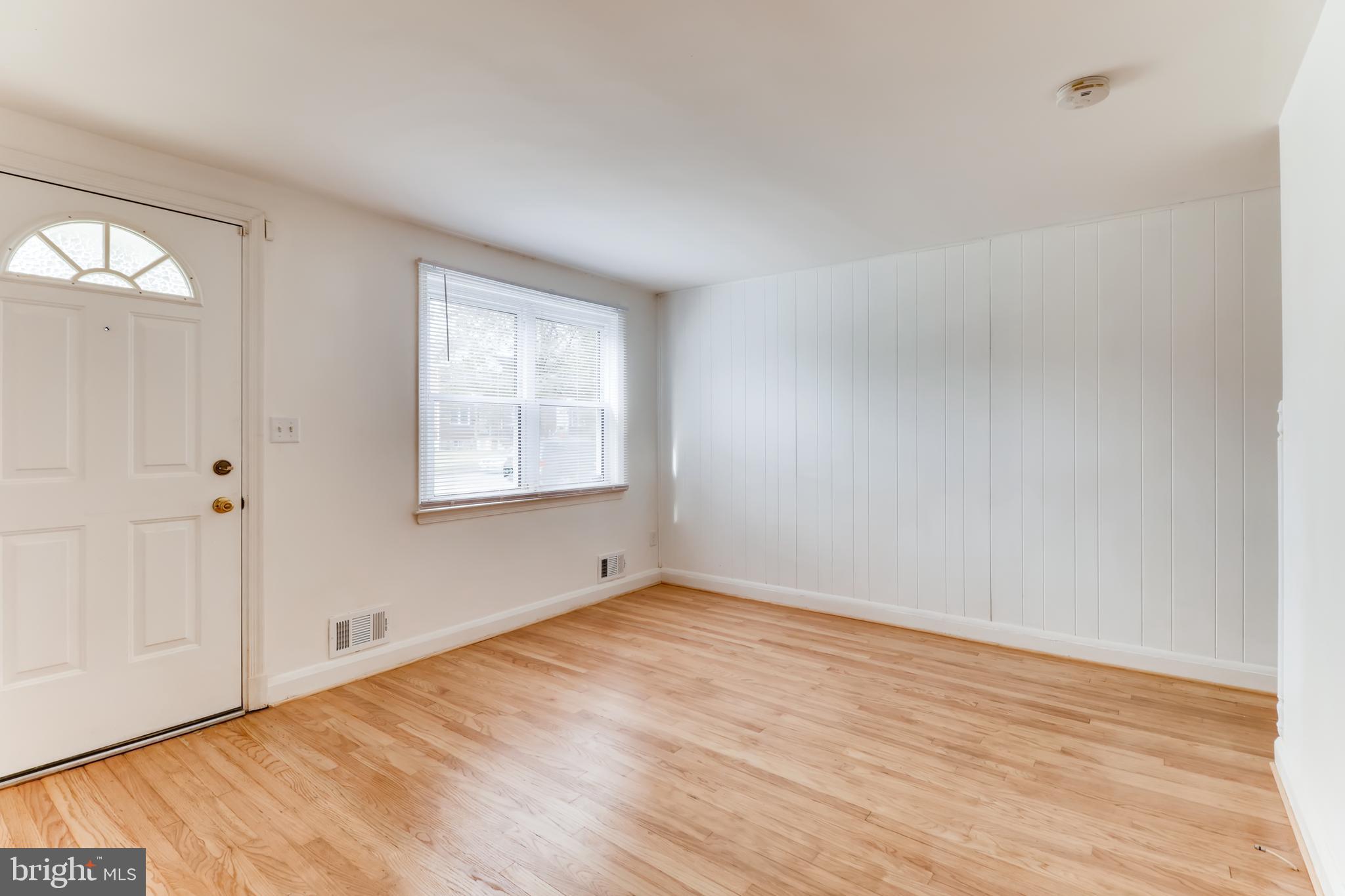 1307 Deanwood Road Baltimore, MD 21234 - Photo 7 of 26