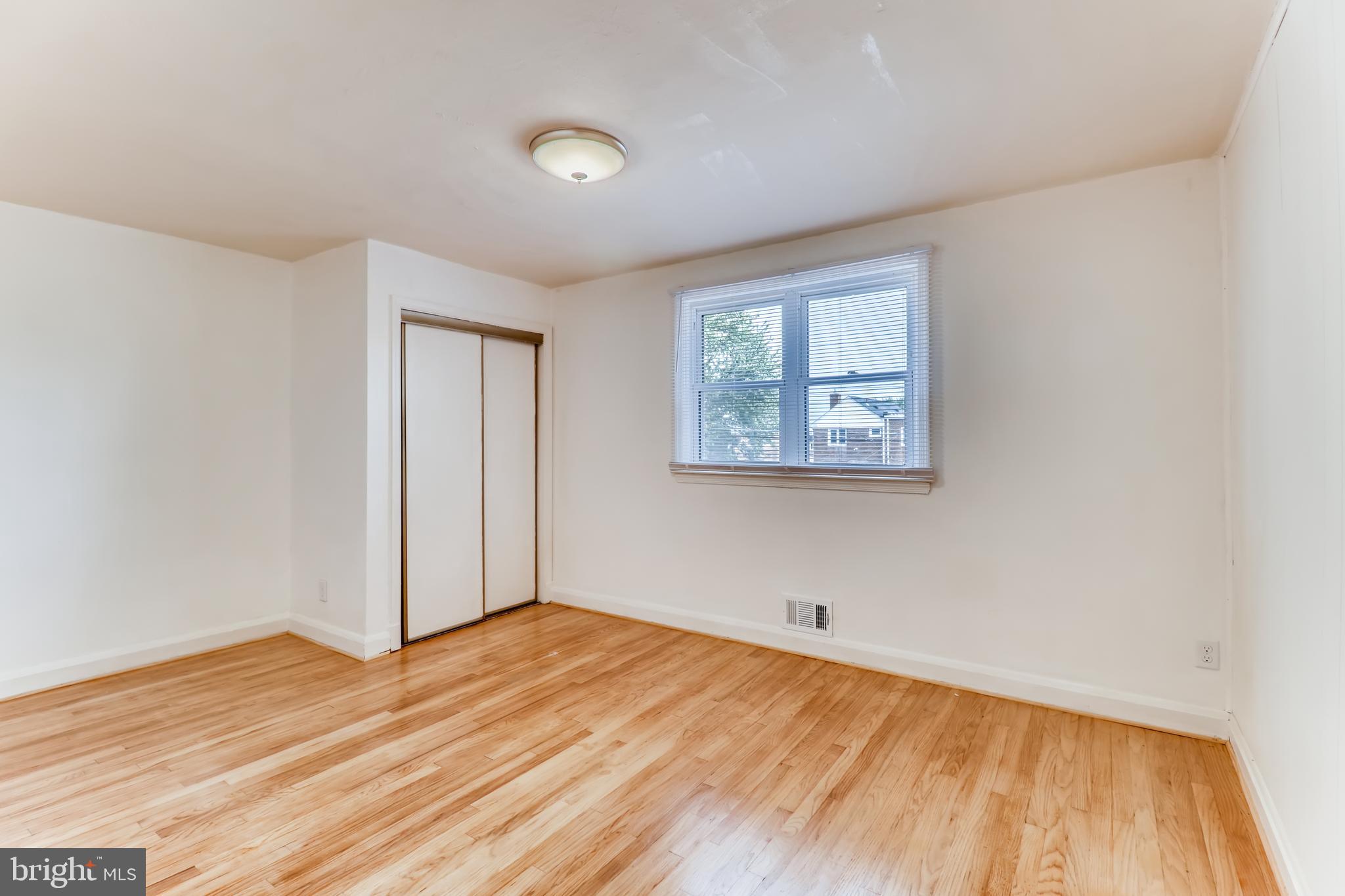 1307 Deanwood Road Baltimore, MD 21234 - Photo 8 of 26