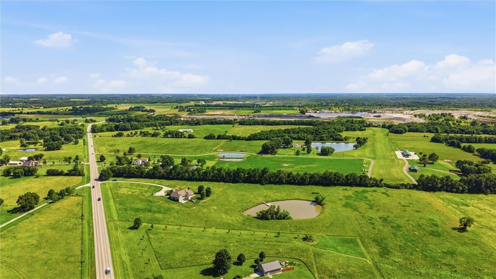 21618 Rte 291 Harrisonville, MO 64701 - Photo 33 of 38