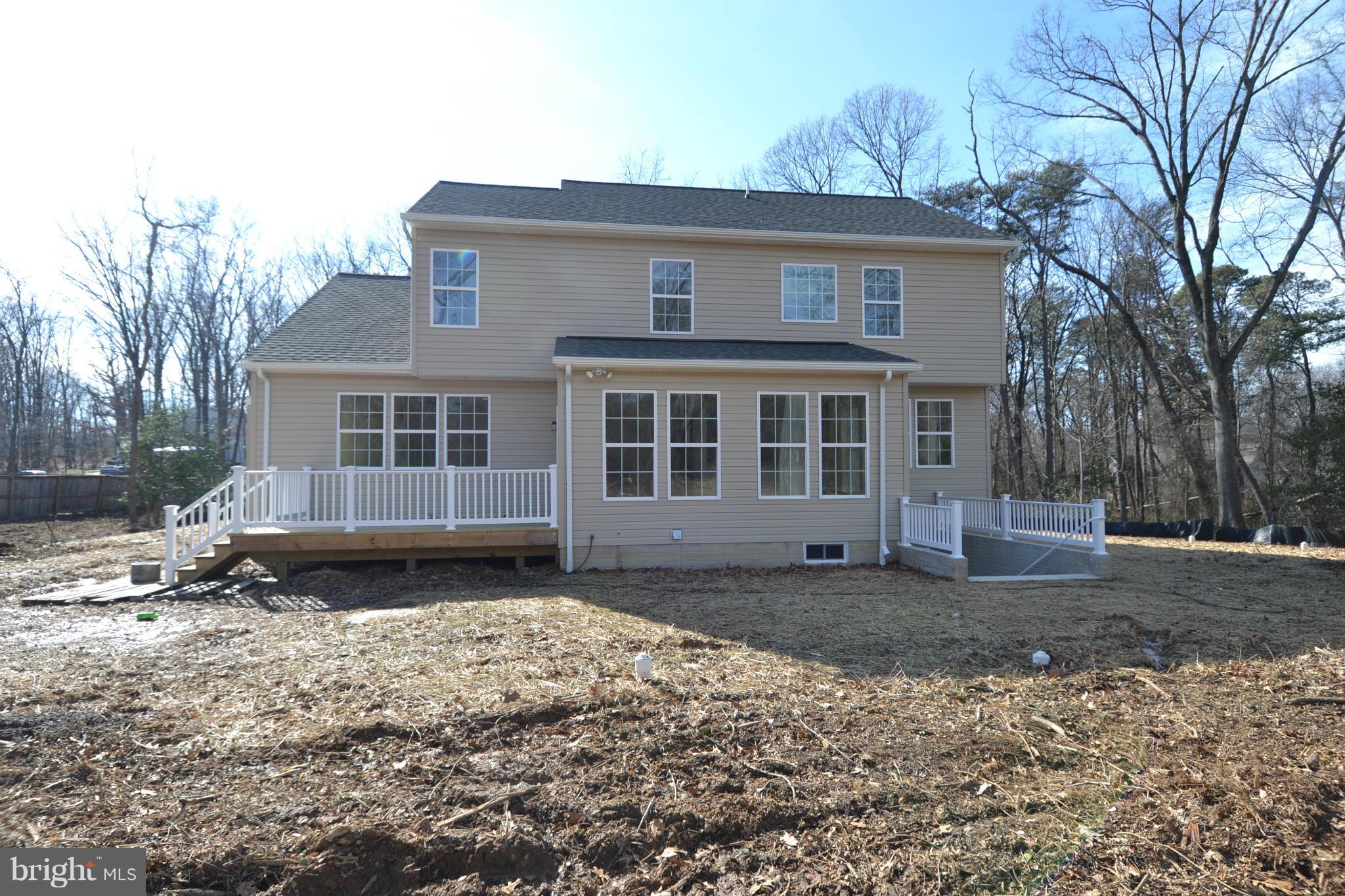 9125 Fort Smallwood Road Pasadena, MD 21122 - Photo 27 of 28 Rear View
