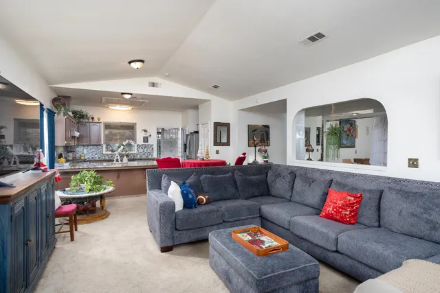 $435,000 | 6375 North Cleo Avenue, Fresno, CA 93722