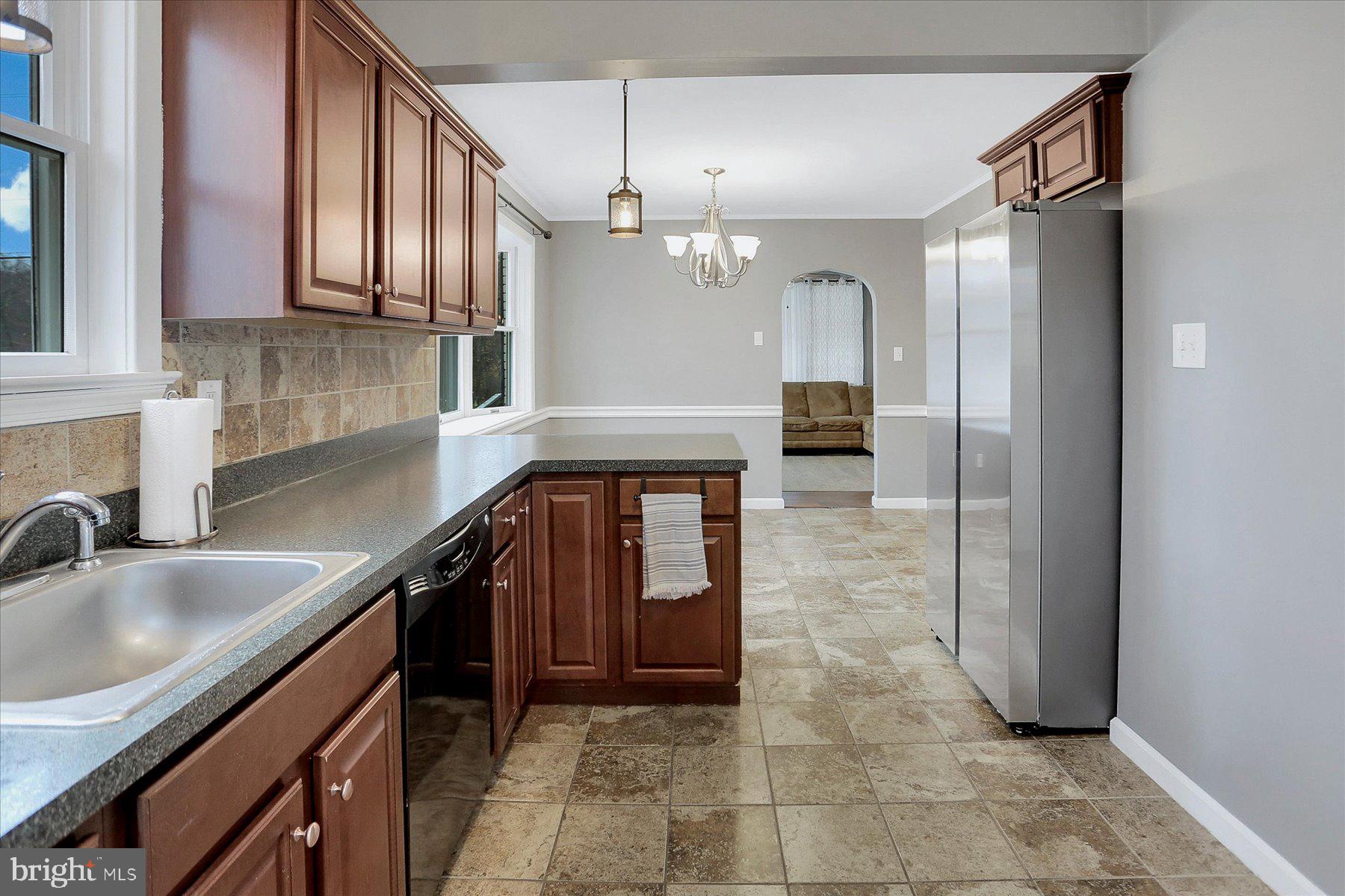 723 Turnpike Road Elizabethtown, PA 17022 - Photo 11 of 28 Gallery Image 11