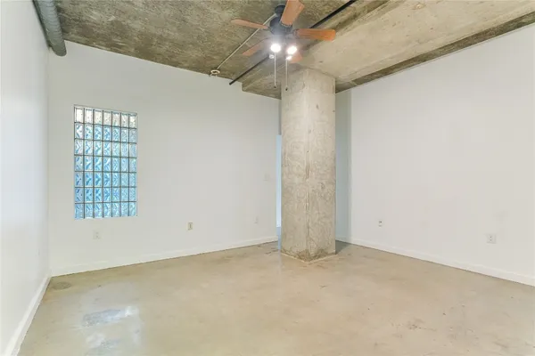 $3,200 | 2000 Bagby Street, Unit 2401, Houston, TX 77002