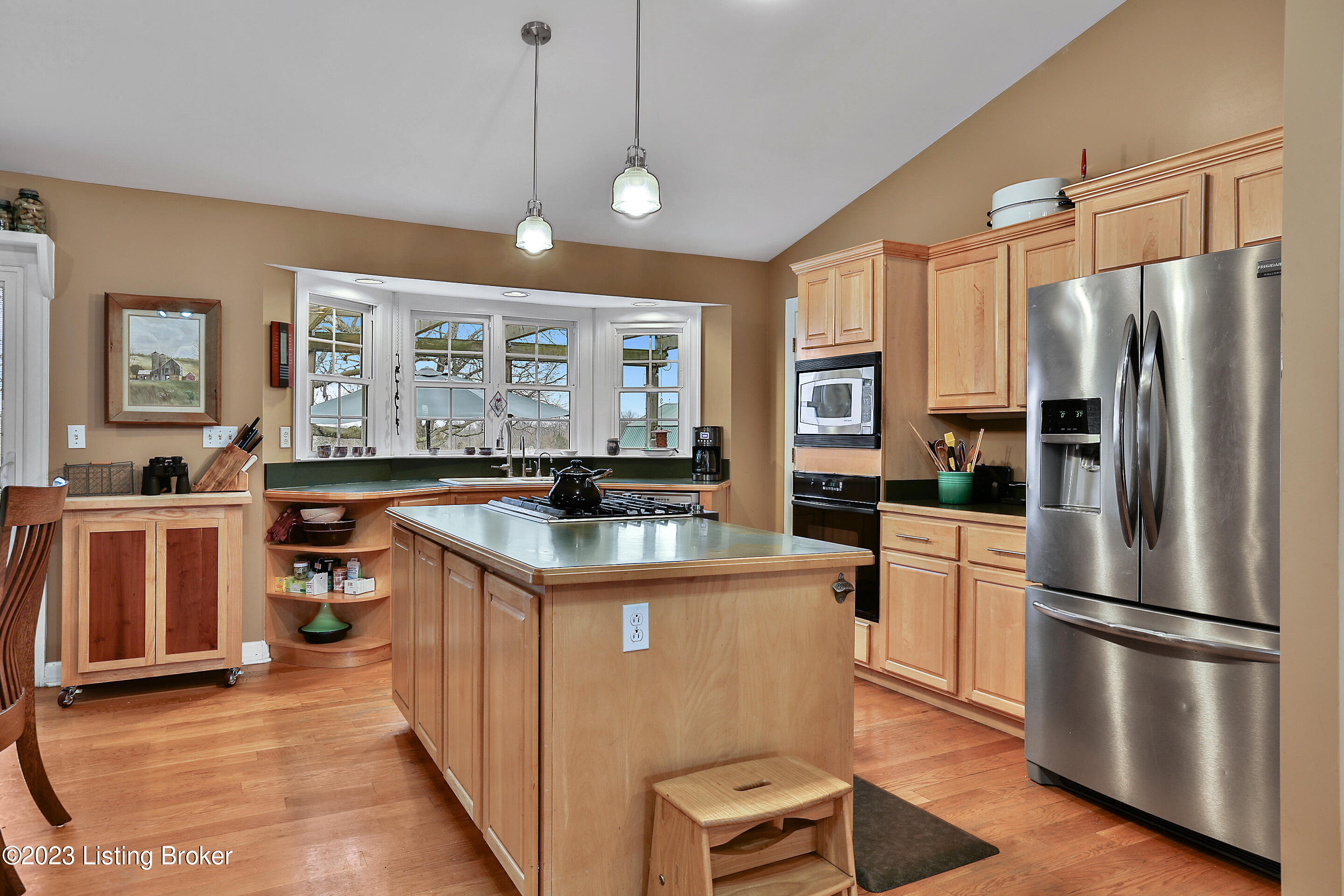 7651 Waddy Road Waddy, KY 40076 - Photo 10 of 82 CT6C4377
