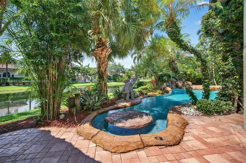$2,395,000 | 12462 Brookwood Court, Davie, FL 33330