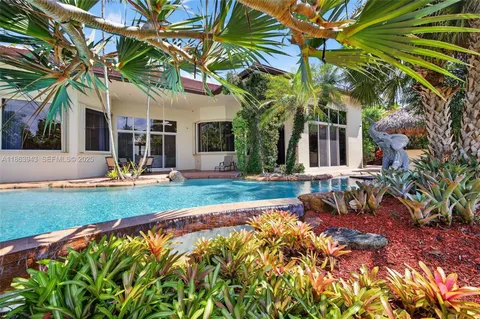 $2,350,000 | 12462 Brookwood Court, Davie, FL 33330