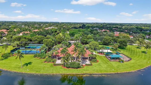 $2,395,000 | 12462 Brookwood Court, Davie, FL 33330