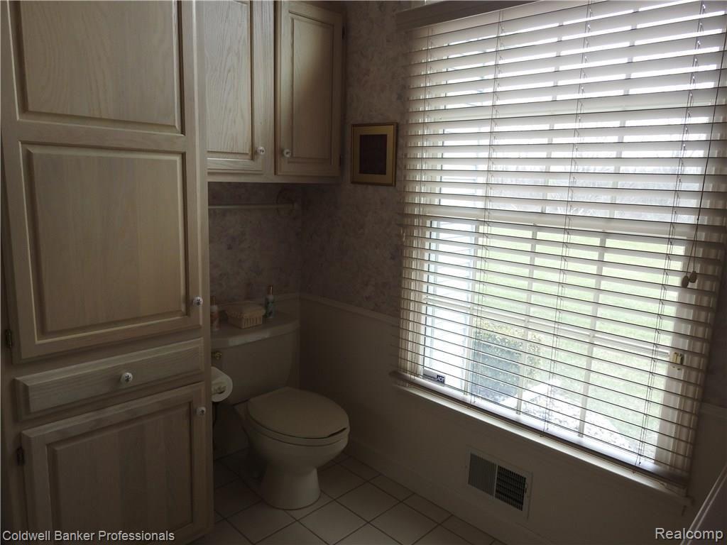 3126 Rochester Road Dryden, MI 48428 - Photo 24 of 34 DSCN0288.JPG