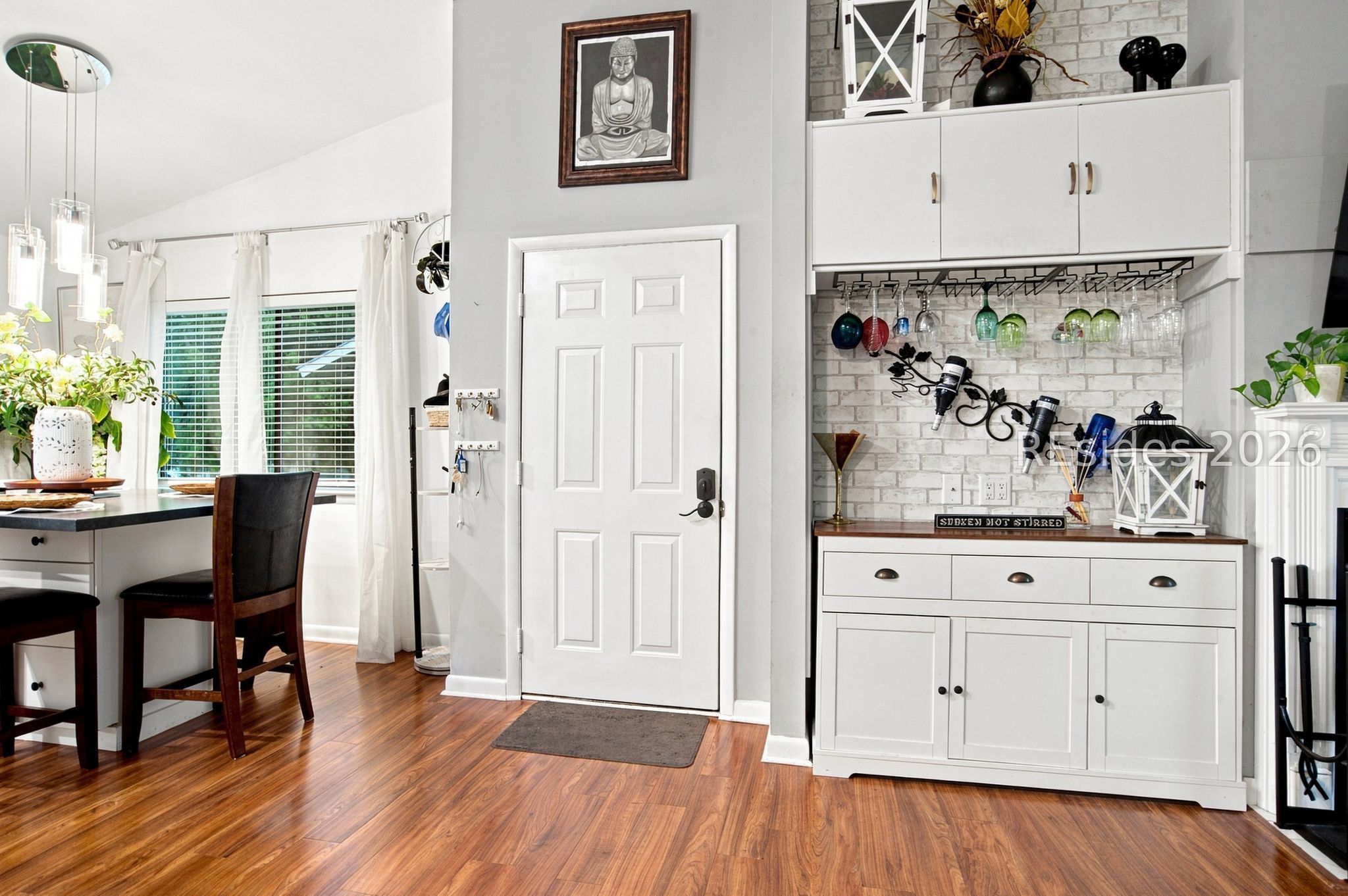 5 Gumtree Road, Unit F5 Hilton Head Island, SC 29926 - Photo 5 of 36 Wood-like, Laminate floors throughout.