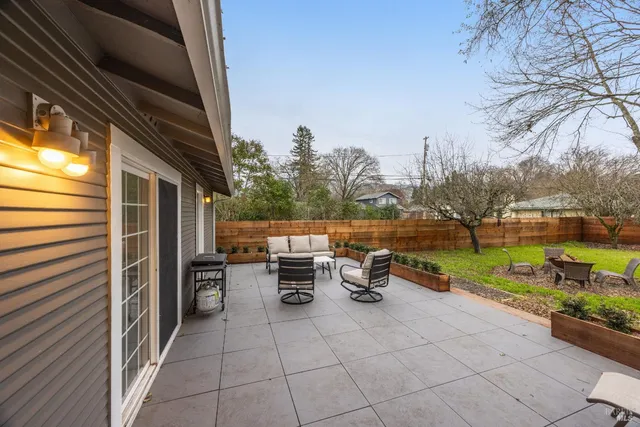$950,000 | 250 Maple Avenue, Kenwood, CA 95452