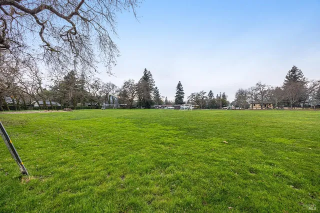 $950,000 | 250 Maple Avenue, Kenwood, CA 95452