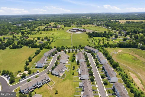 $399,900 | 164 South Savanna Drive, Pottstown, PA 19465