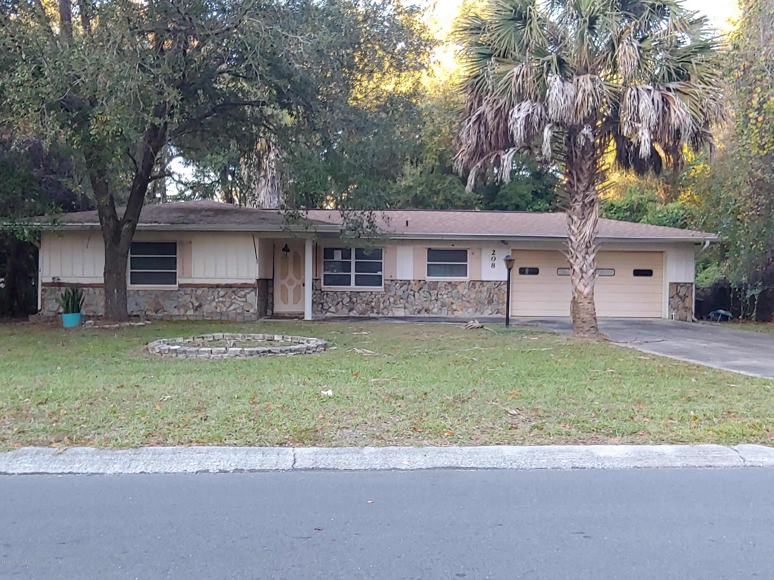 208 West Inverness Boulevard Inverness, FL 34452 - Photo 1 of 6 20191203_165143