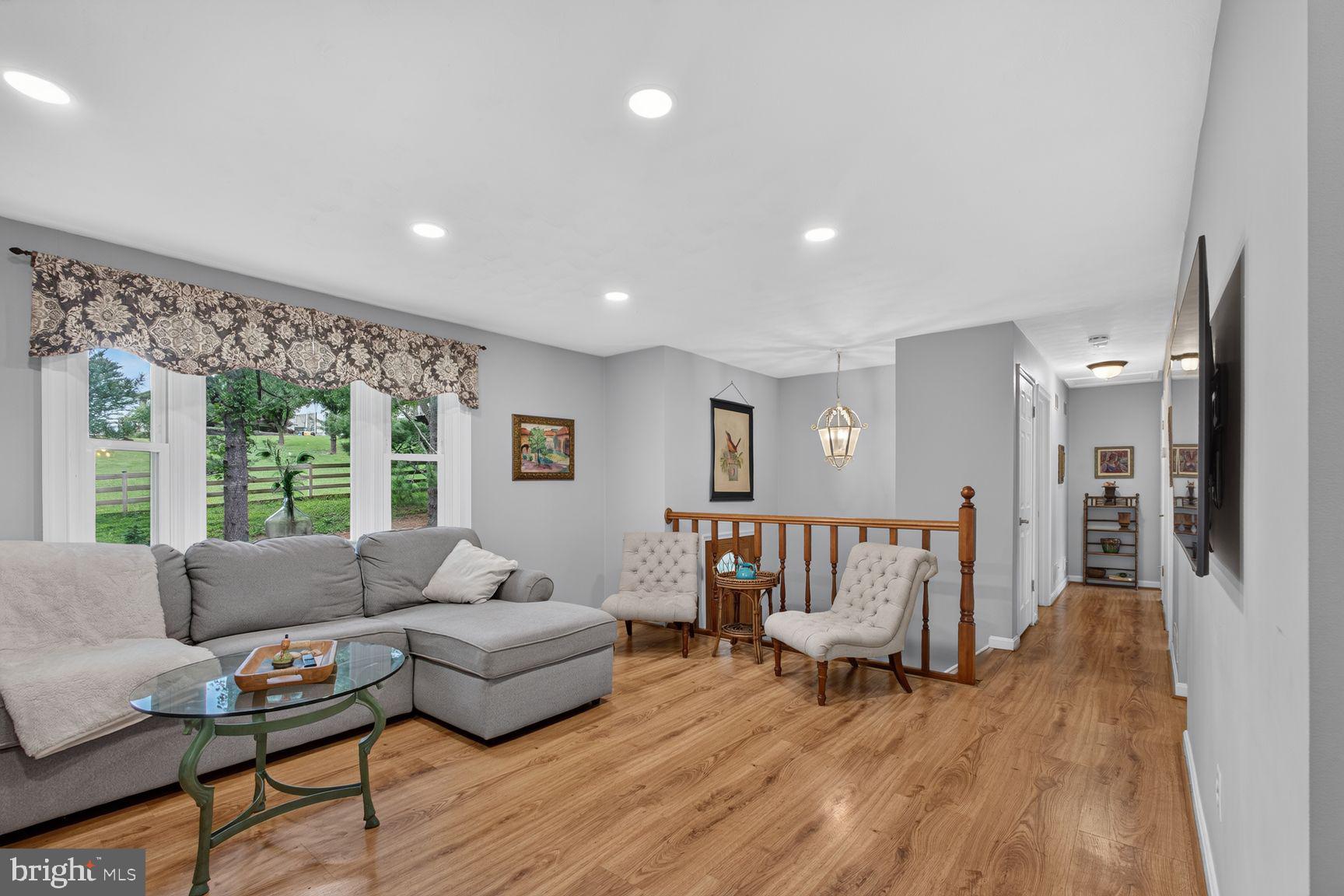1371 Wesley Road Finksburg, MD 21048 - Photo 4 of 30 Upper Floor Living Room
