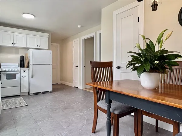 $3,000 | 70 Carroll Avenue, Unit 1210, Newport, RI 02840