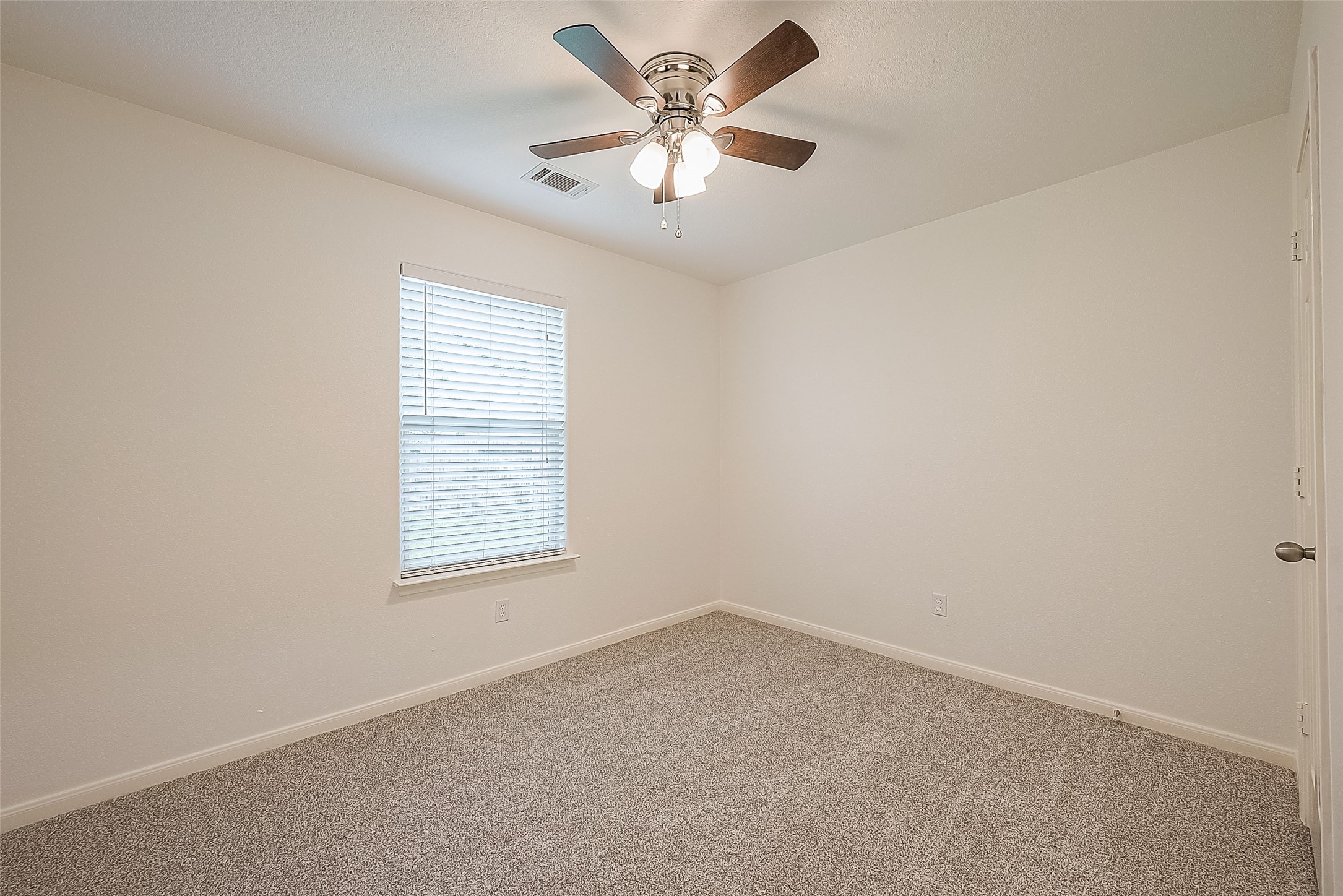 29019 Red River Loop Spring, TX 77386 - Photo 9 of 23