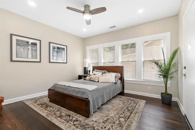 $1,799 | 323 East Franklin Street, Hillsboro, TX 76645