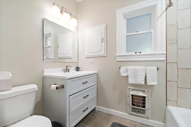 $1,799 | 323 East Franklin Street, Hillsboro, TX 76645