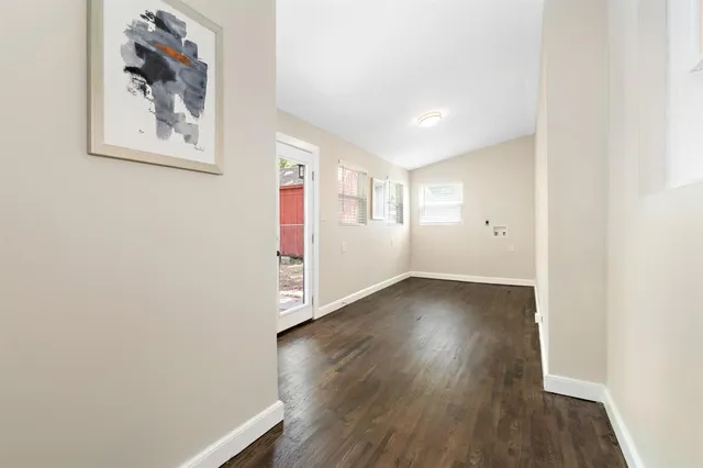 $1,799 | 323 East Franklin Street, Hillsboro, TX 76645