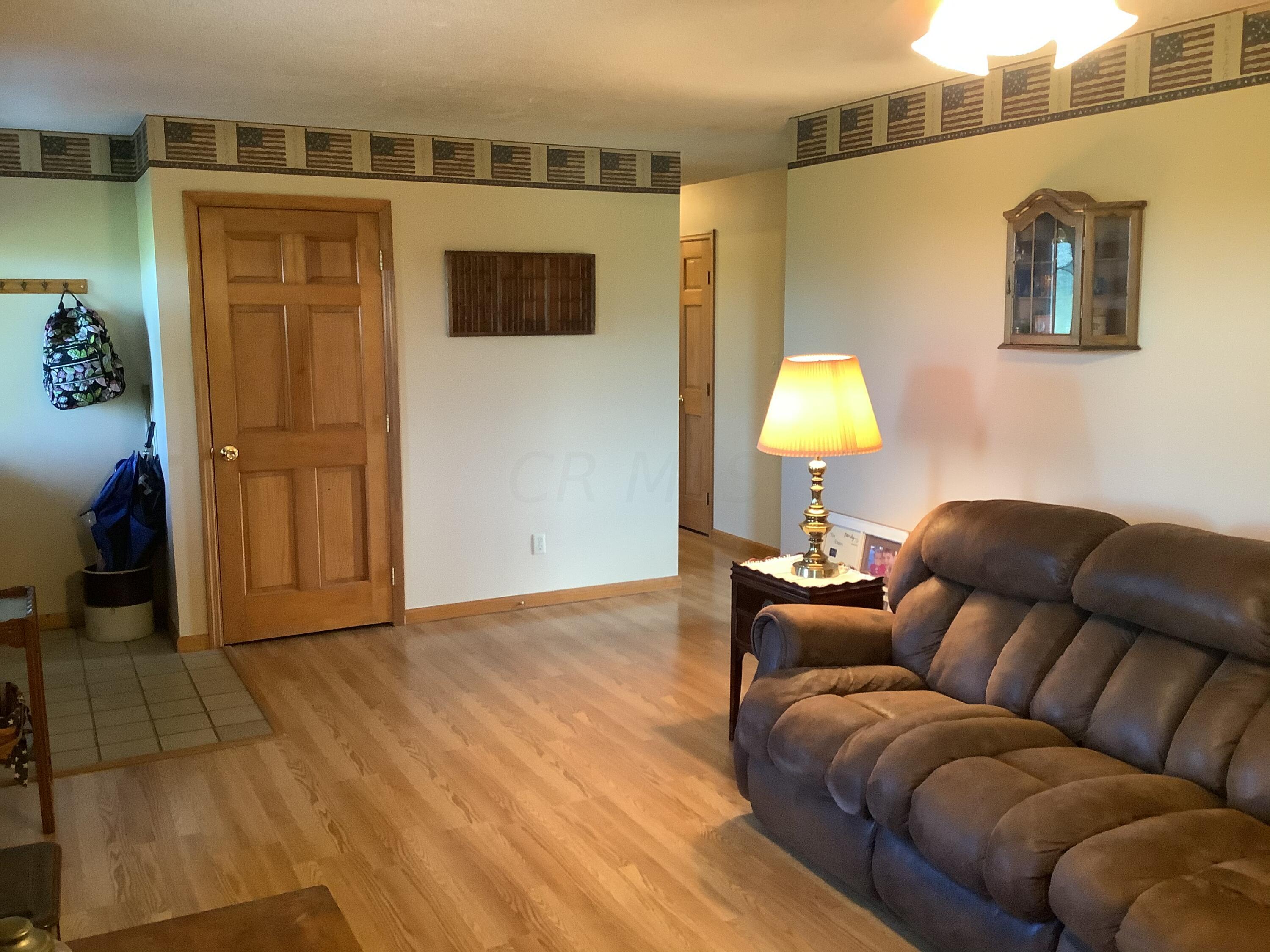 7019 Justus Road Southwest Stoutsville, OH 43154 - Photo 17 of 47