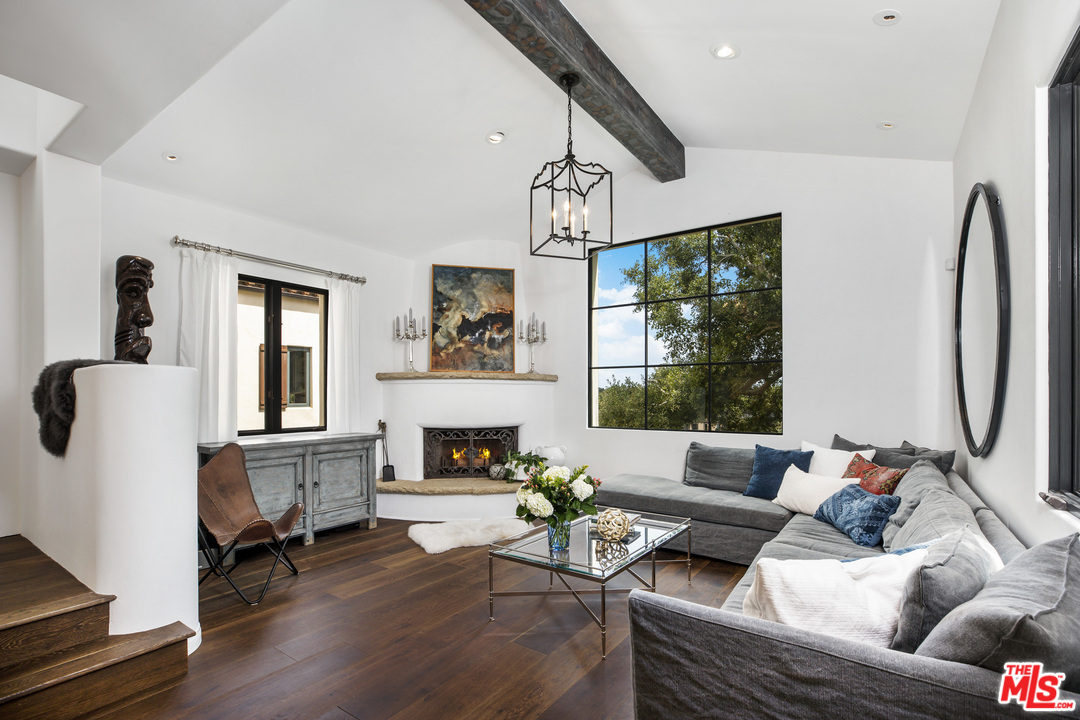 1011 Rinconada Road, Unit E Santa Barbara, CA 93101 - Photo 11 of 39