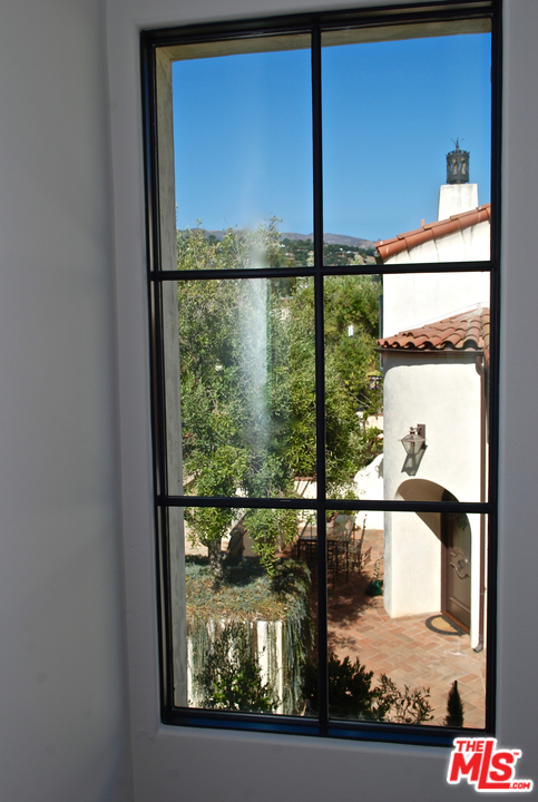 1011 Rinconada Road, Unit E Santa Barbara, CA 93101 - Photo 34 of 39