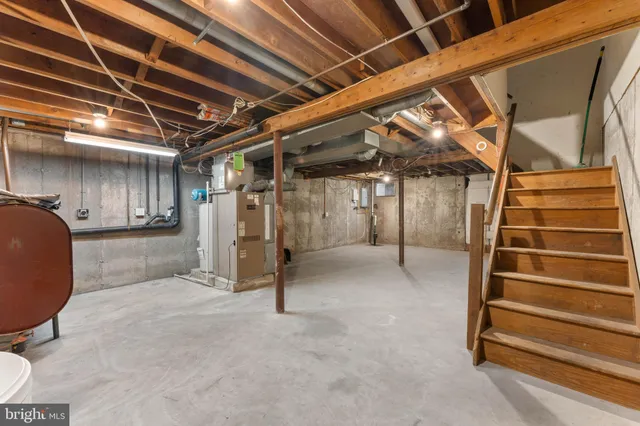 $2,200 | 143 Thomas Drive, Telford, PA 18969