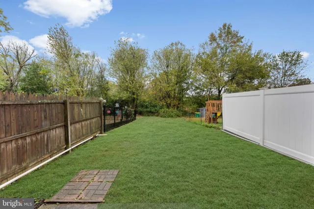 $2,200 | 143 Thomas Drive, Telford, PA 18969