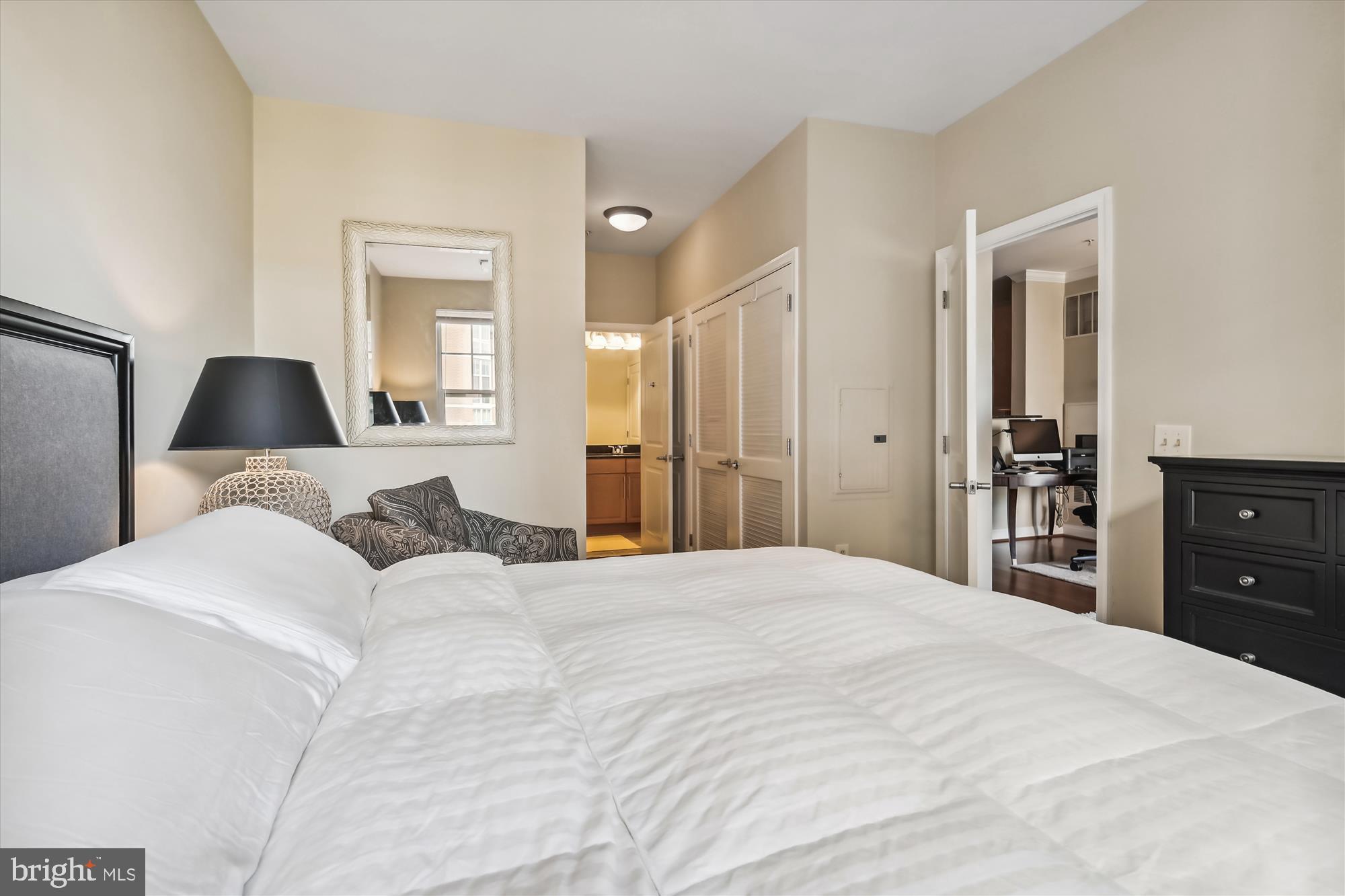 11770 Sunrise Valley Drive, Unit 422 Reston, VA 20191 - Photo 13 of 36