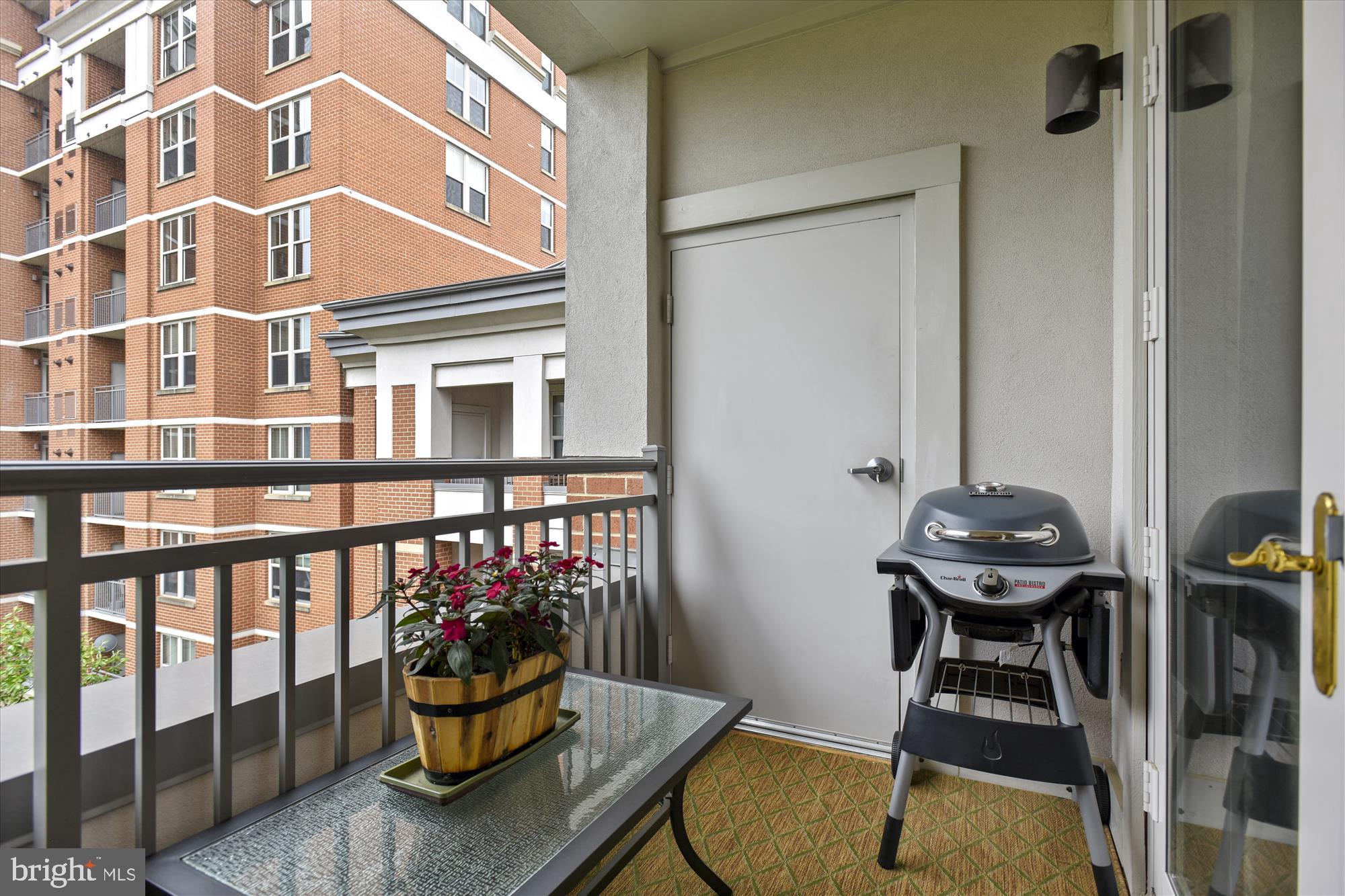 11770 Sunrise Valley Drive, Unit 422 Reston, VA 20191 - Photo 18 of 36