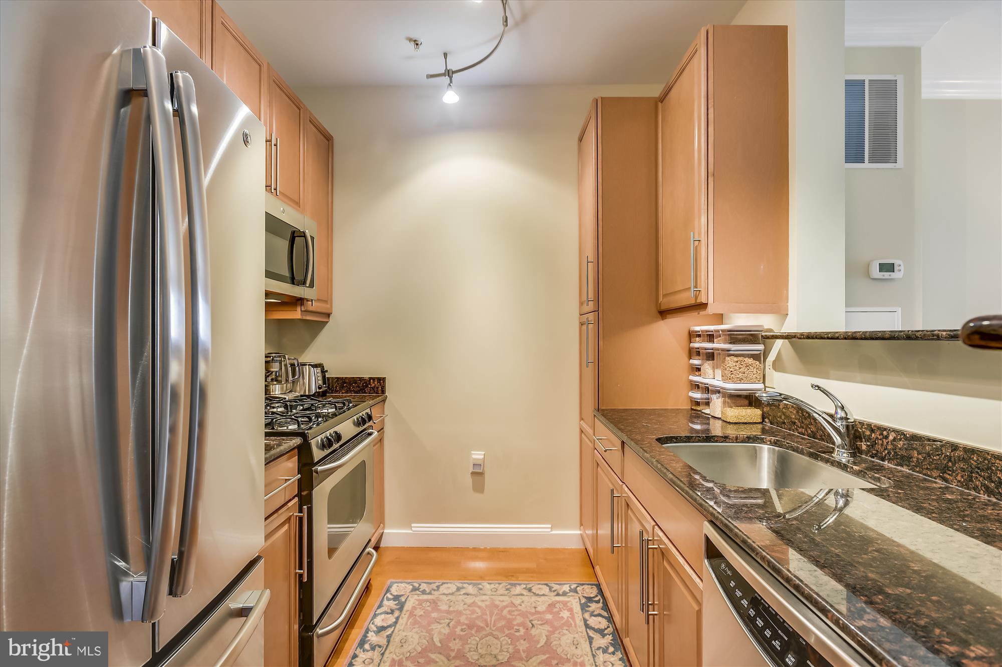 11770 Sunrise Valley Drive, Unit 422 Reston, VA 20191 - Photo 10 of 36