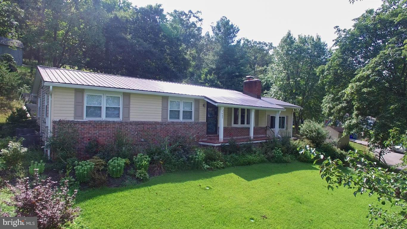7647 Dollyhyde Road Mount Airy, MD 21771 - Photo 1 of 40 Welcome Home!