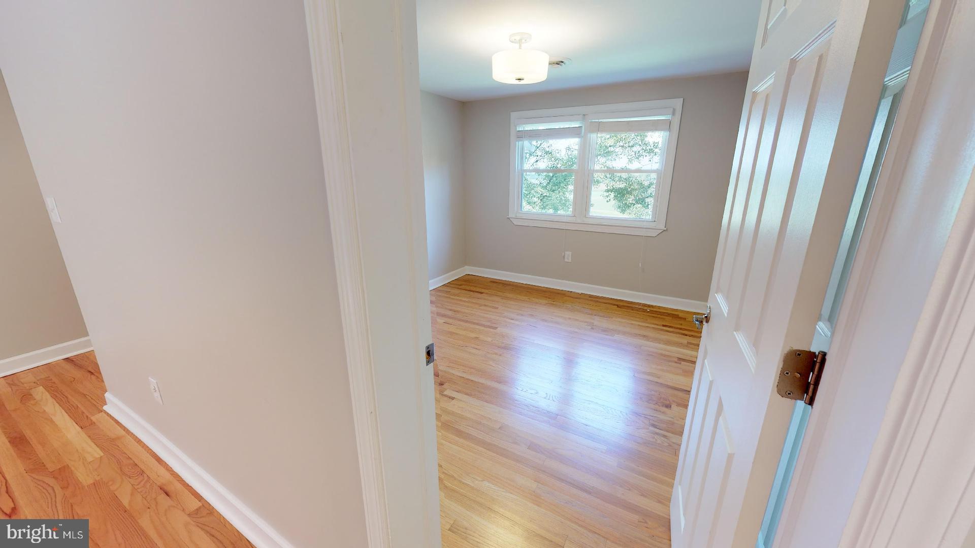 7647 Dollyhyde Road Mount Airy, MD 21771 - Photo 17 of 40 Bedroom
