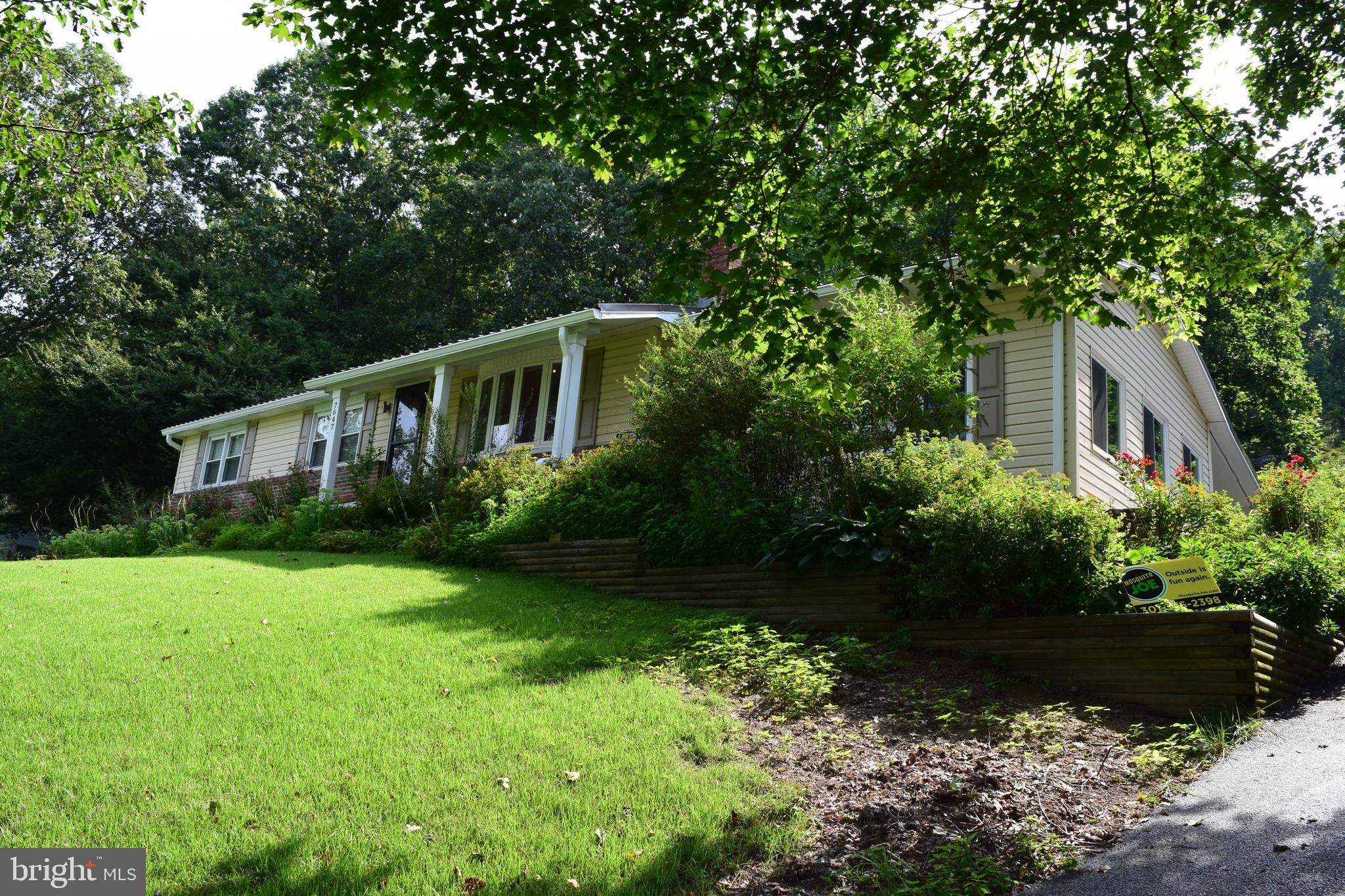 7647 Dollyhyde Road Mount Airy, MD 21771 - Photo 3 of 40 Gallery Image 3
