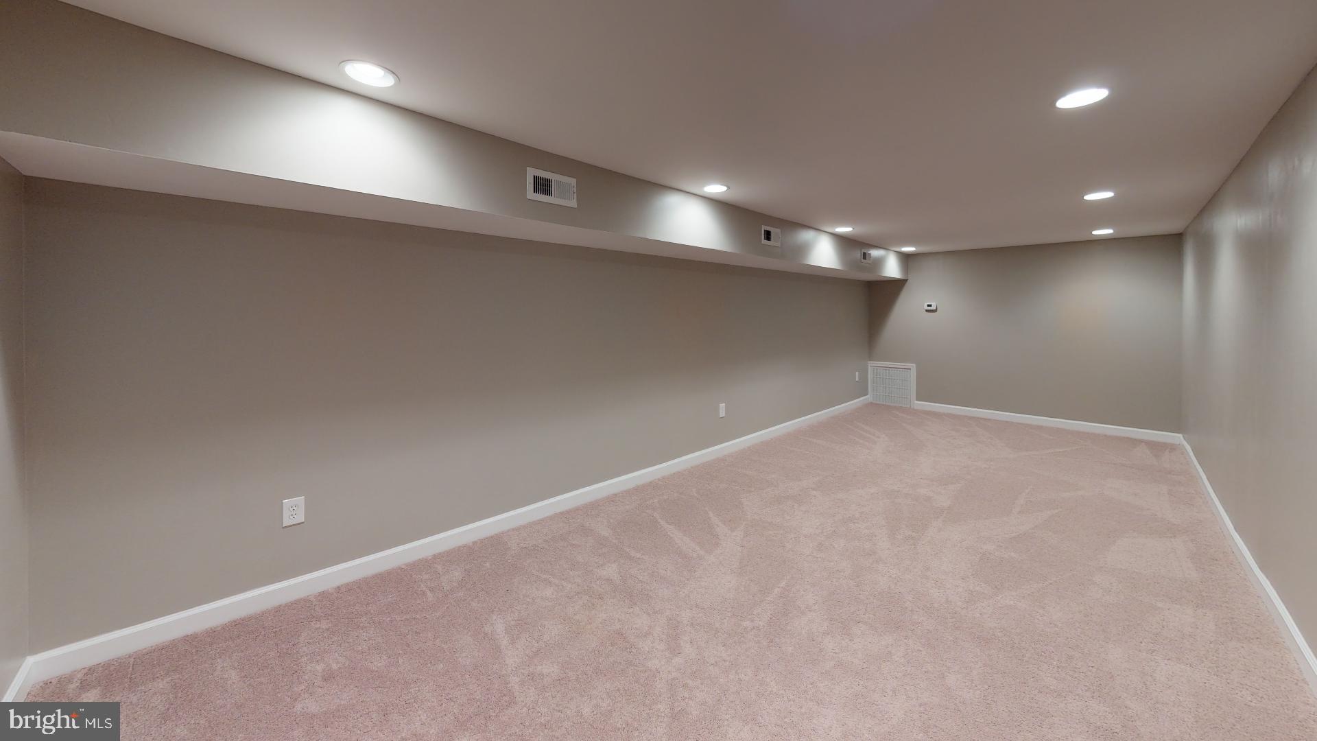 7647 Dollyhyde Road Mount Airy, MD 21771 - Photo 28 of 40 Just move in - it's all done