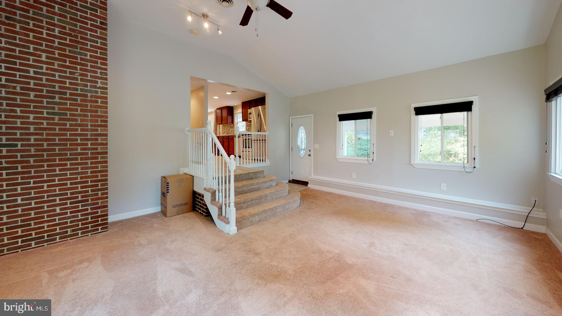 7647 Dollyhyde Road Mount Airy, MD 21771 - Photo 10 of 40 Gallery Image 10