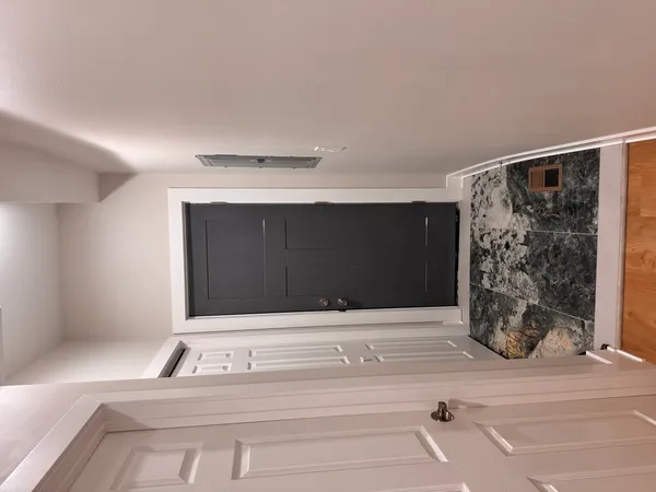 $2,300 | 818 South Karlov Avenue, Unit 1, Chicago, IL 60624