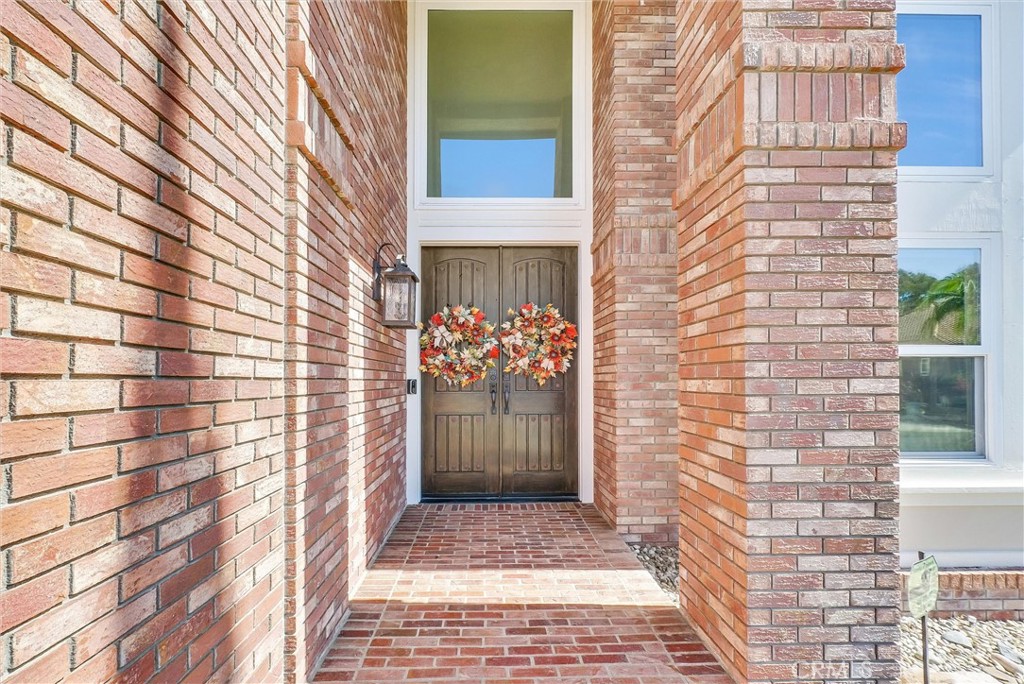 25672 Raintree Road Laguna Hills, CA 92653 - Photo 4 of 50 a view of a brick building