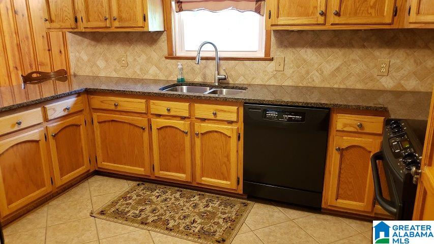 2581 N Road Gardendale, AL 35071 - Photo 9 of 31