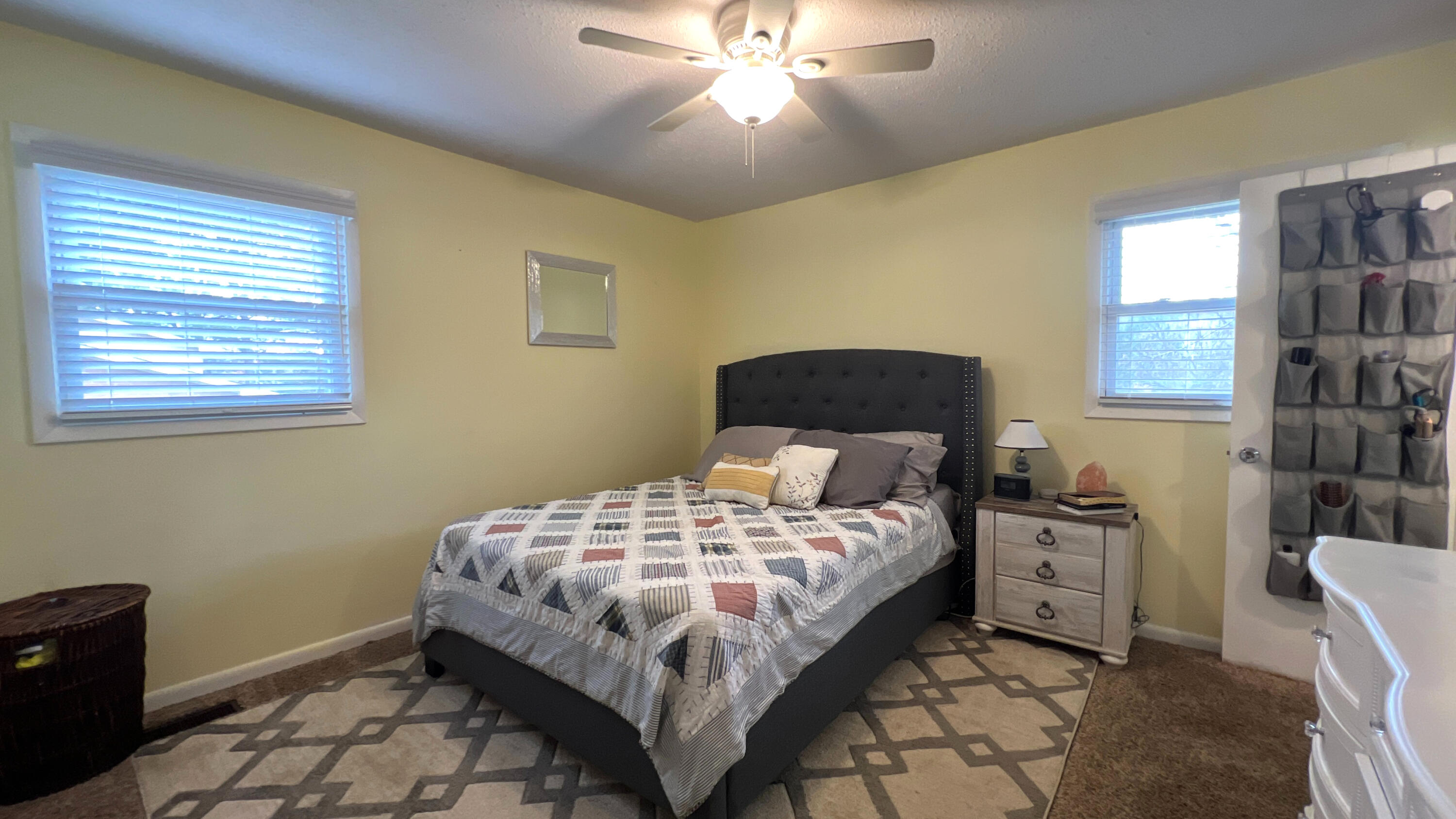 153 Cedar Grove Road Johnson City, TN 37601 - Photo 8 of 17 Owners Suite Entryway