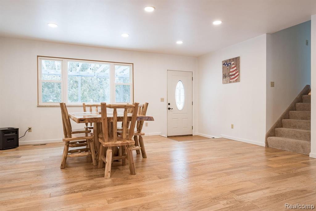 10223 Rolston Road Byron, MI 48418 - Photo 12 of 36