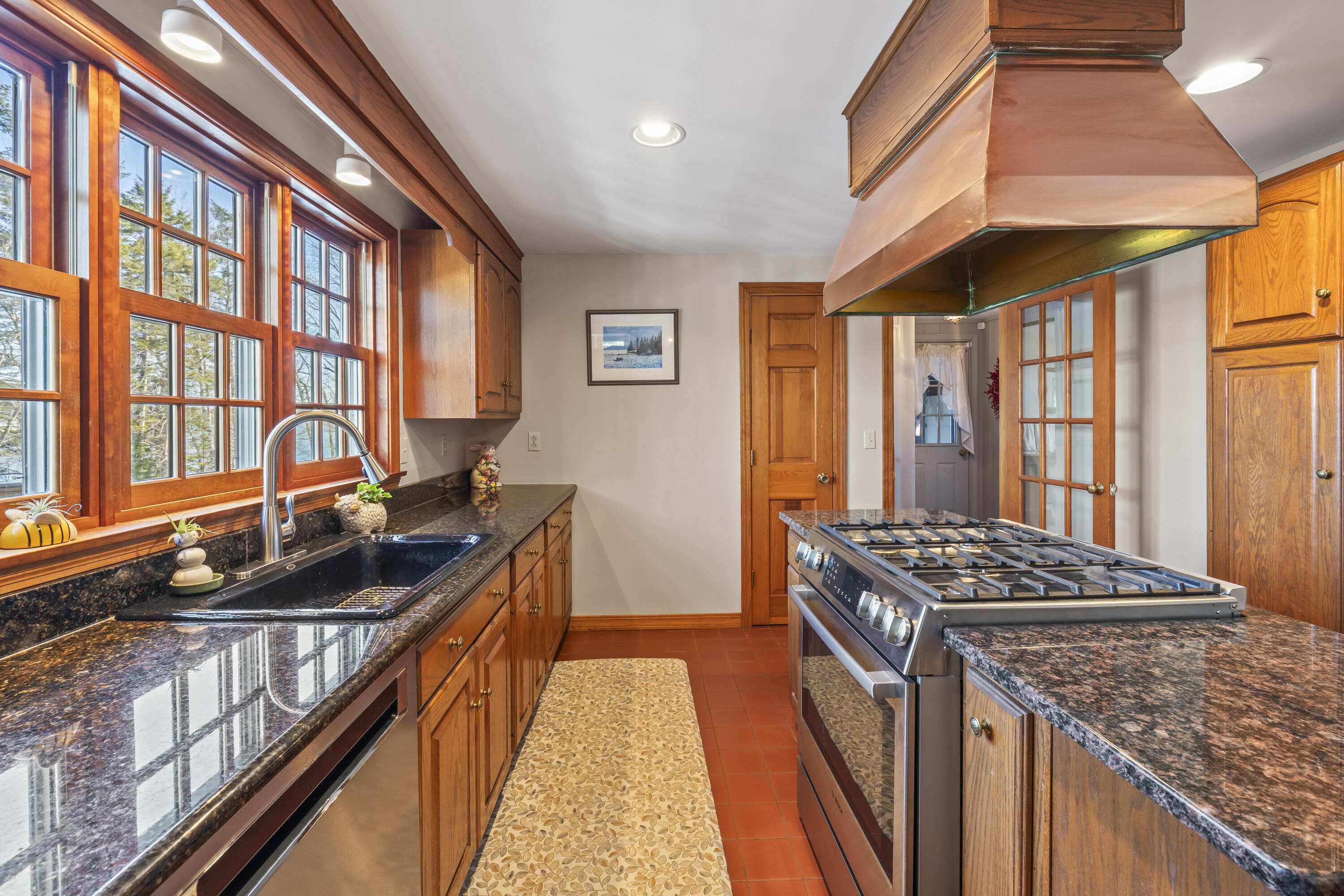 208 Youngs Point Road Wiscasset, ME 04578 - Photo 13 of 75 208 Youngs Point Rd_115