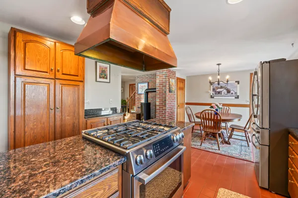 $850,000 | 208 Youngs Point Road, Wiscasset, ME 04578