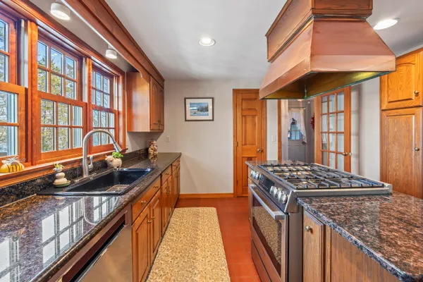 $850,000 | 208 Youngs Point Road, Wiscasset, ME 04578