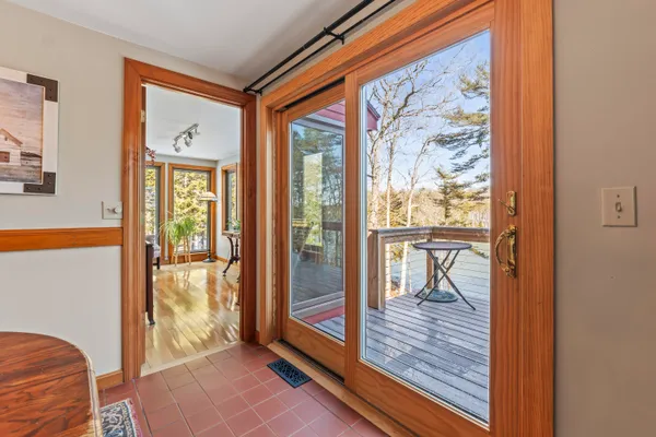$850,000 | 208 Youngs Point Road, Wiscasset, ME 04578