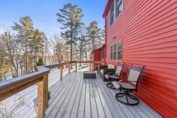 $850,000 | 208 Youngs Point Road, Wiscasset, ME 04578