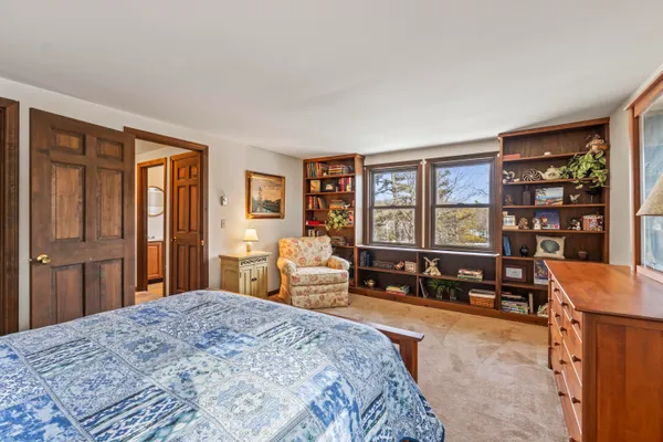 $850,000 | 208 Youngs Point Road, Wiscasset, ME 04578