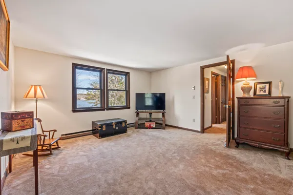 $850,000 | 208 Youngs Point Road, Wiscasset, ME 04578